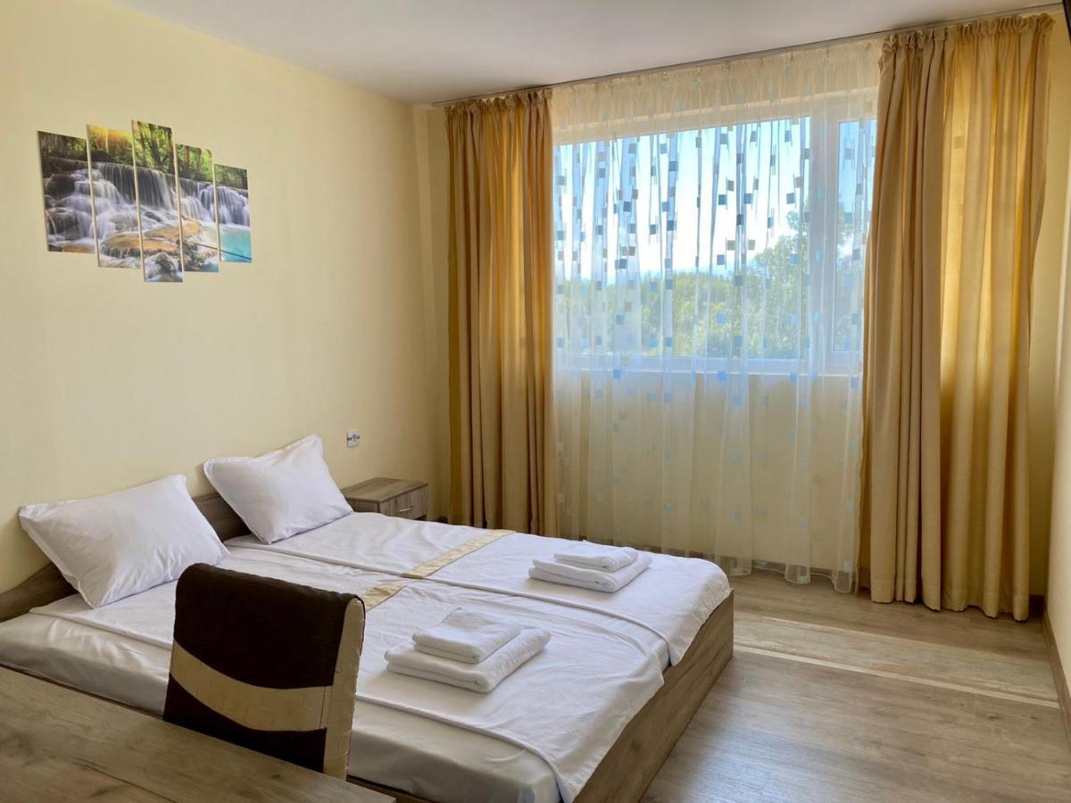 Hotel Sunrise Kalekovets 外观 照片