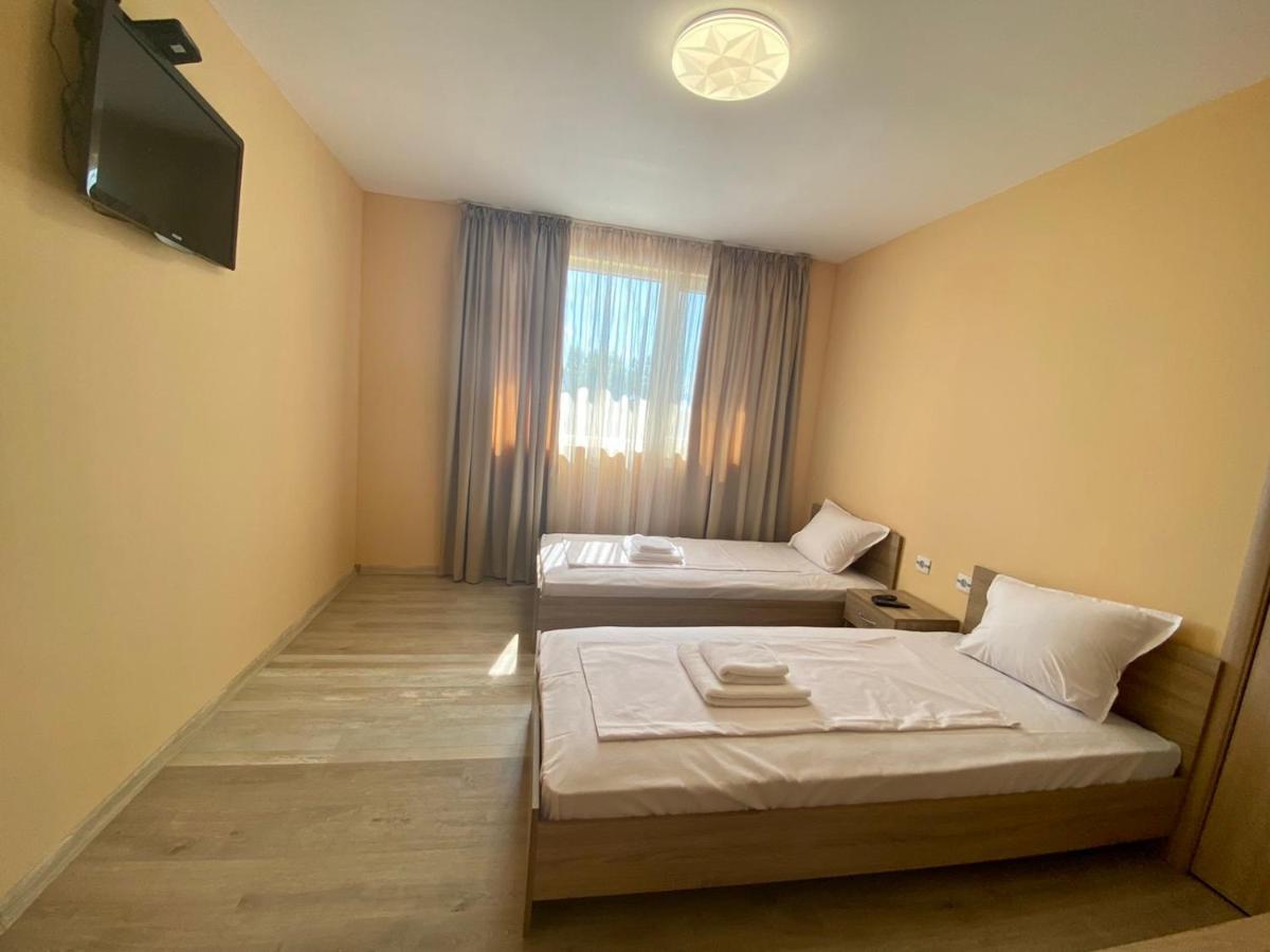 Hotel Sunrise Kalekovets 外观 照片