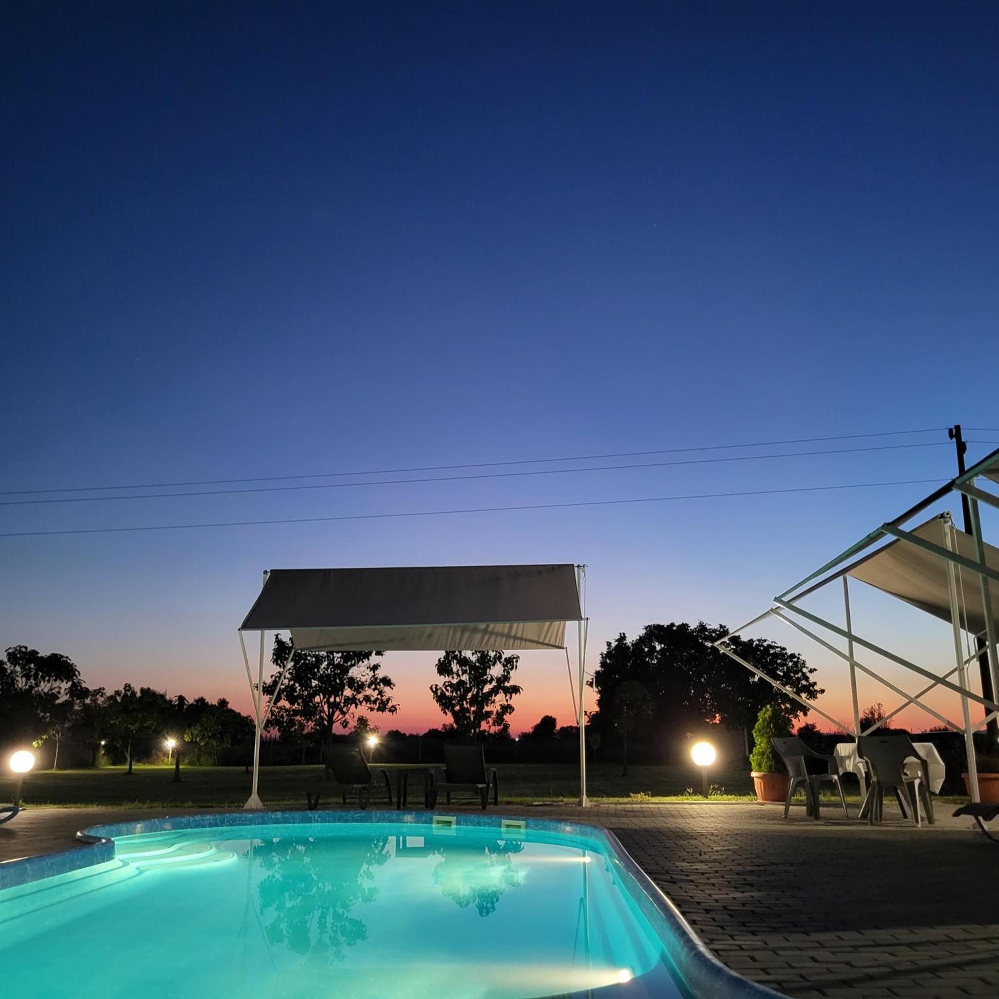 Hotel Sunrise Kalekovets 外观 照片